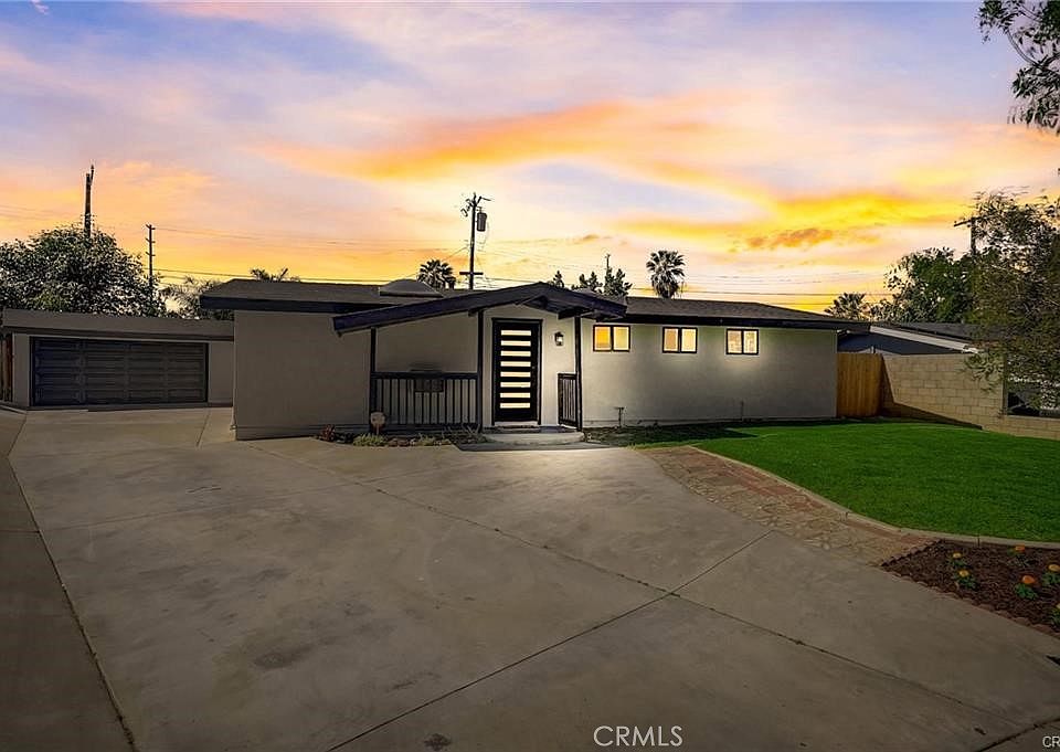 1st image of 8845 Mentone Pl