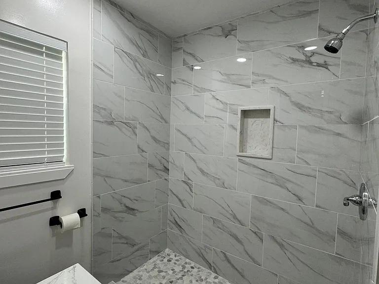 1136 N Sanborn Rd #10 — Photo 14