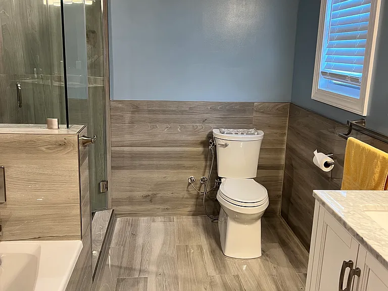 231 Hargreaves Ave — Photo 5
