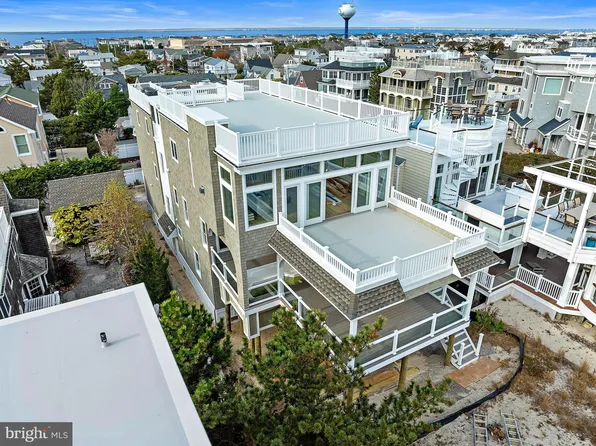 116 E Jerome Ave, Brant Beach, NJ 08008