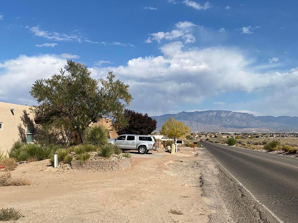 2nd image of 1659 Vargas Rd SE