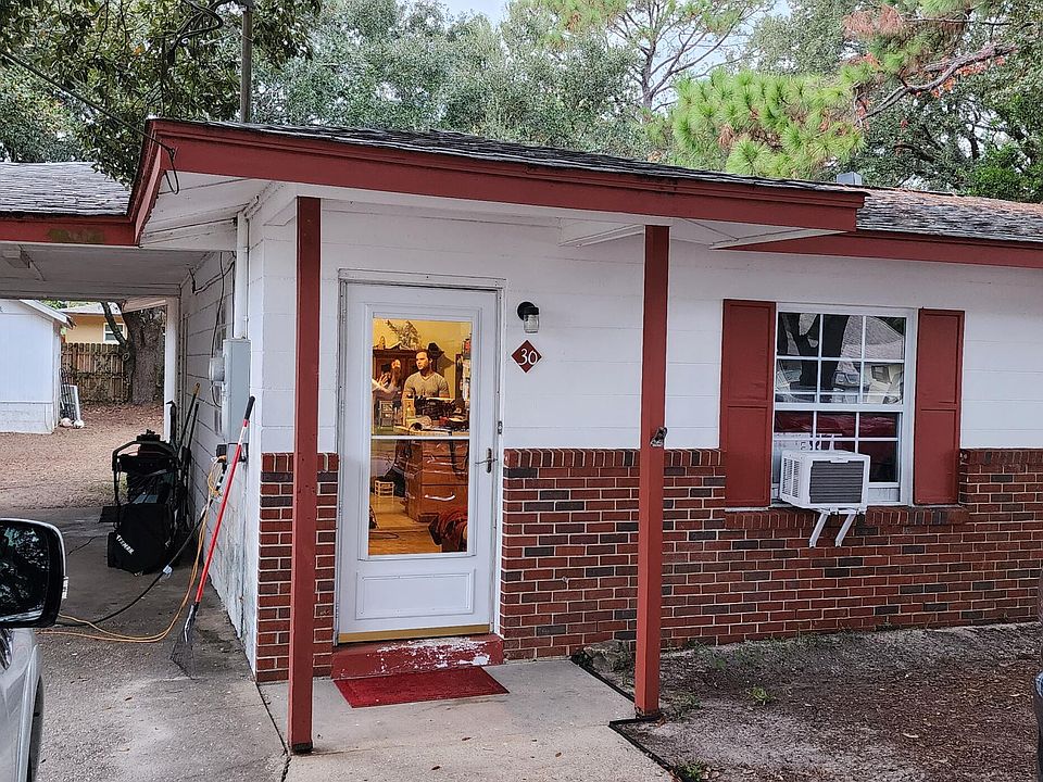 1st image of 30 NW Bishop Avenue