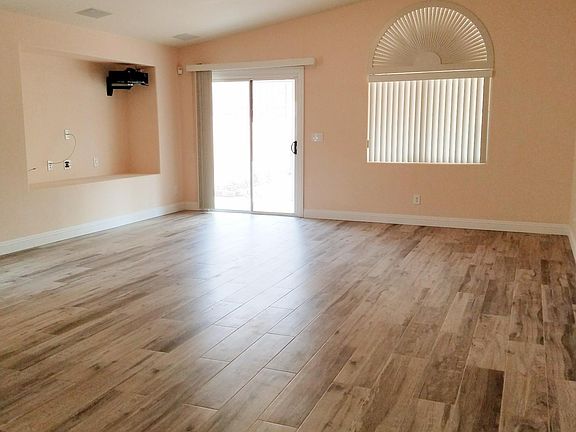 4th image of 8420 Carbon Heights Ct