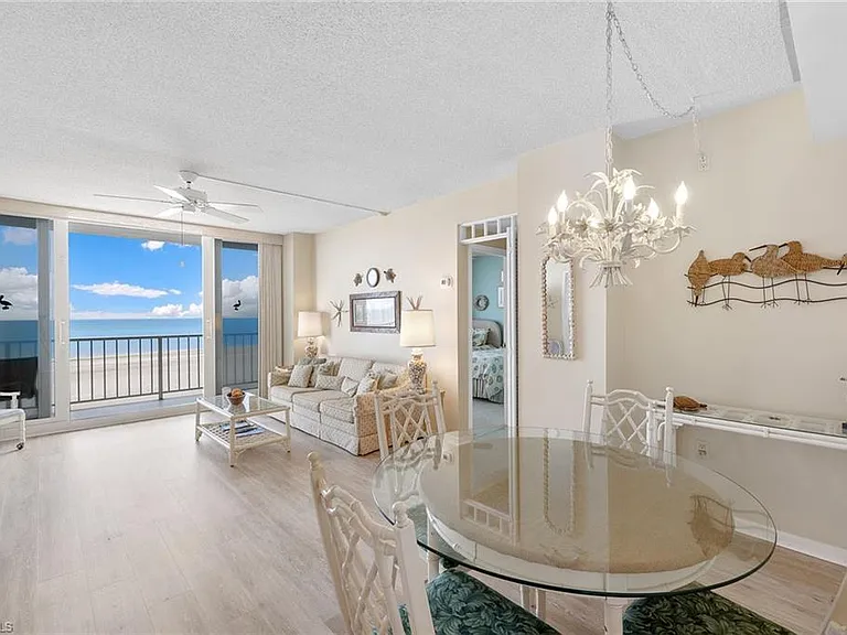 140 Seaview Ct #S902 — Photo 8