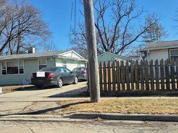 3rd image of 116 Home Dr