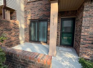 9523 Maple Way #9523, Indianapolis, IN 46268