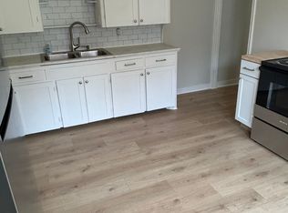 1332 Michigan Ave, Saint Joseph, MI 49085