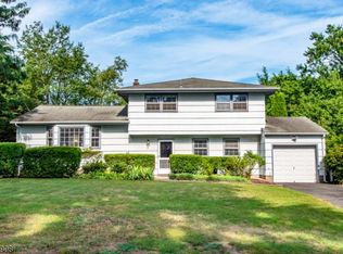 9 Princess St, Parsippany, NJ 07054