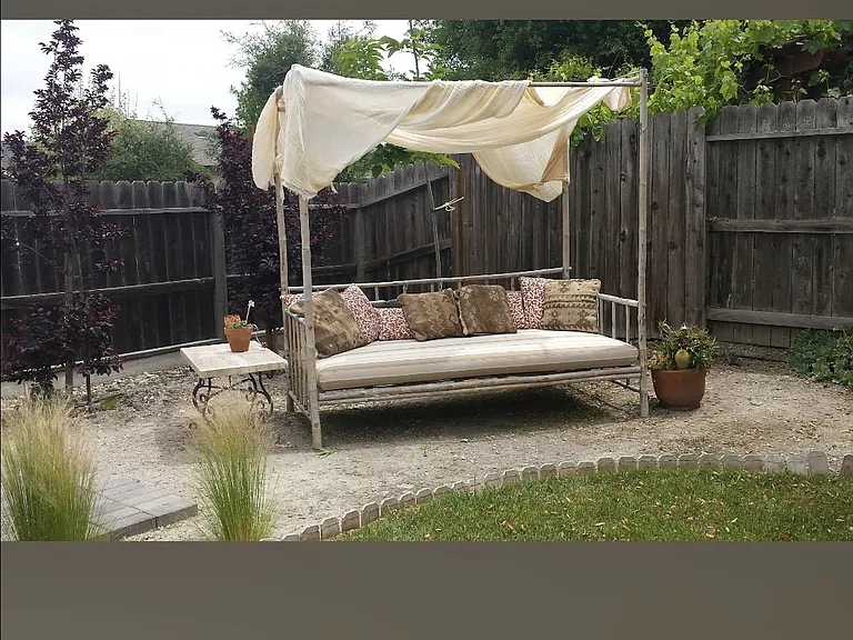 760 Hill St — Photo 2