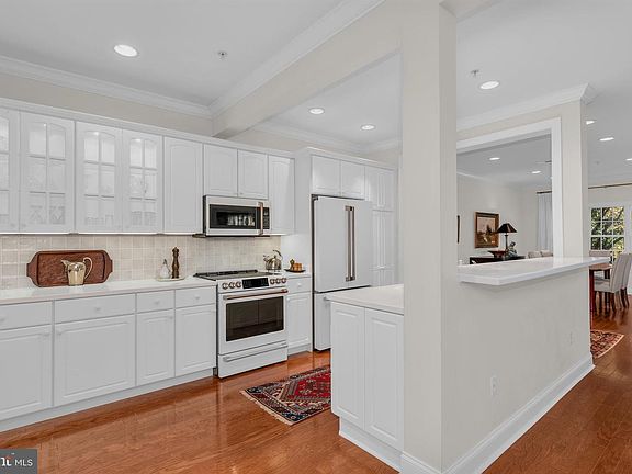 5th image of 28872 Jasper Ln