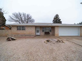 1404 Stratford Ln, Clovis, NM 88101