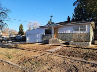 515 W 5th St, Shoshone, ID 83352