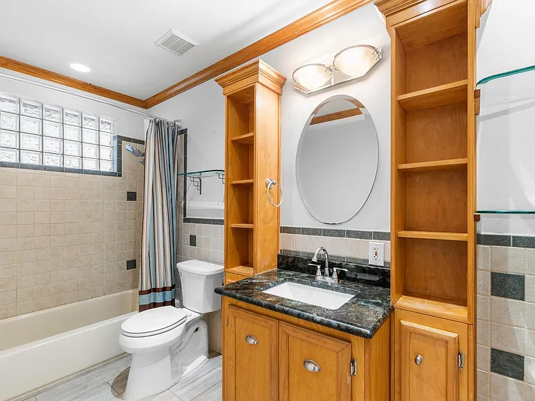 3010 Westerland Dr — Photo 41