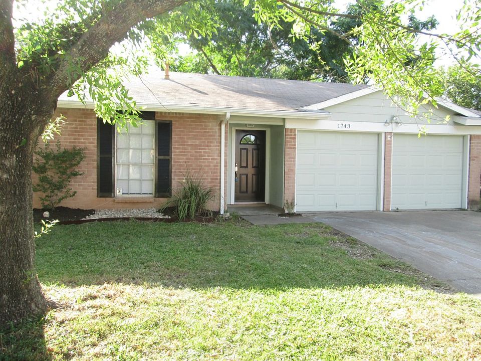 1st image of 1743 Cricket Hollow Dr