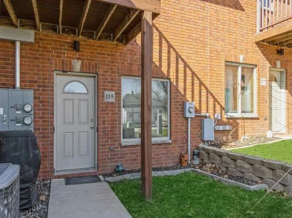 115 N Downey St, West Branch, IA 52358