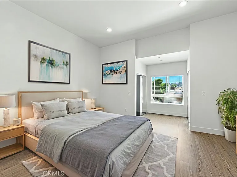 4461 Tujunga Ave #102 — Photo 3