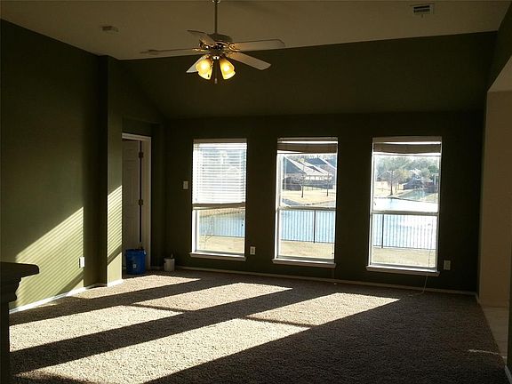4th image of 5879 Vista Heights Ln