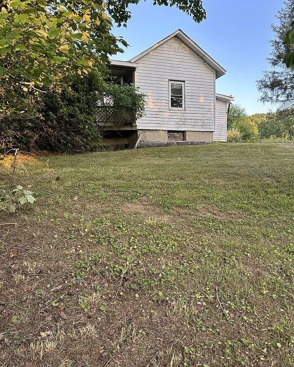 1st image of 902 Roki Blvd