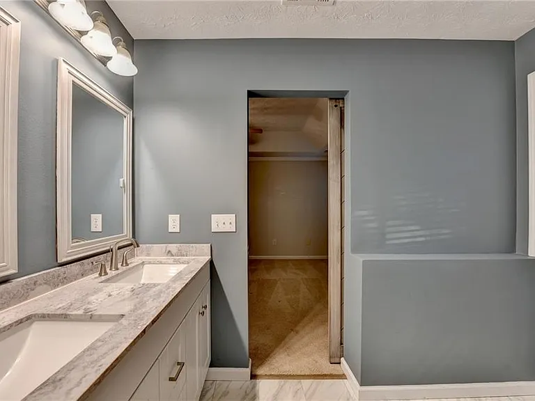 310 Andrew Ridge Dr — Photo 36