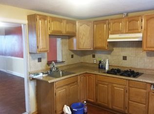 118 Maple St, Reading, PA 19602