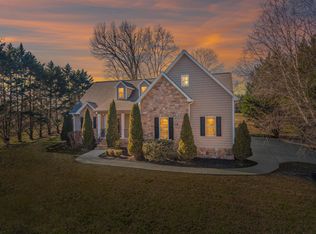 25 Golden Pond Ln, Ringgold, GA 30736