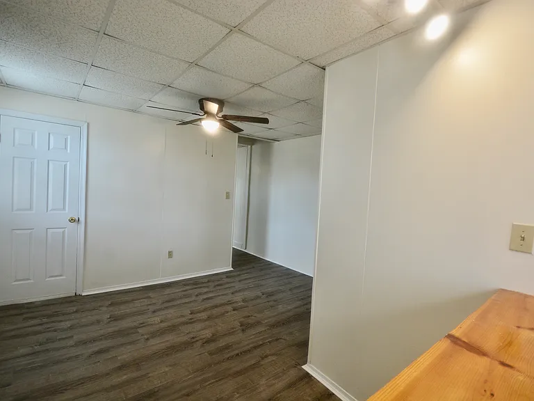 303 Smyrna Ave — Photo 8