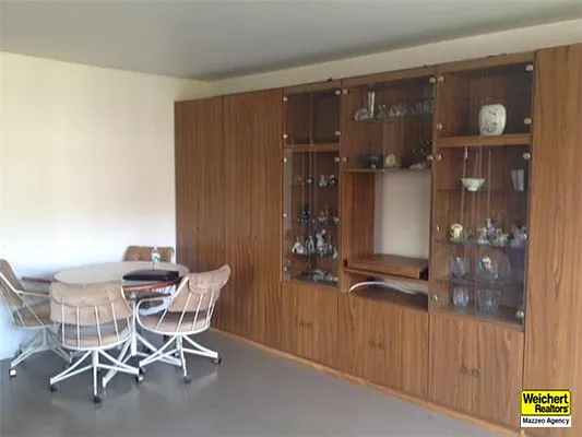 Sold by Mazzeo Real Estate | media 5