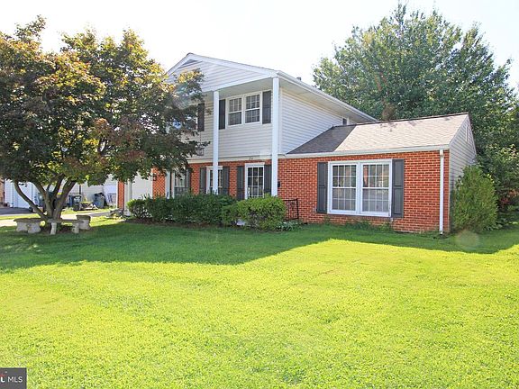 2nd image of 214 McCallmont Rd
