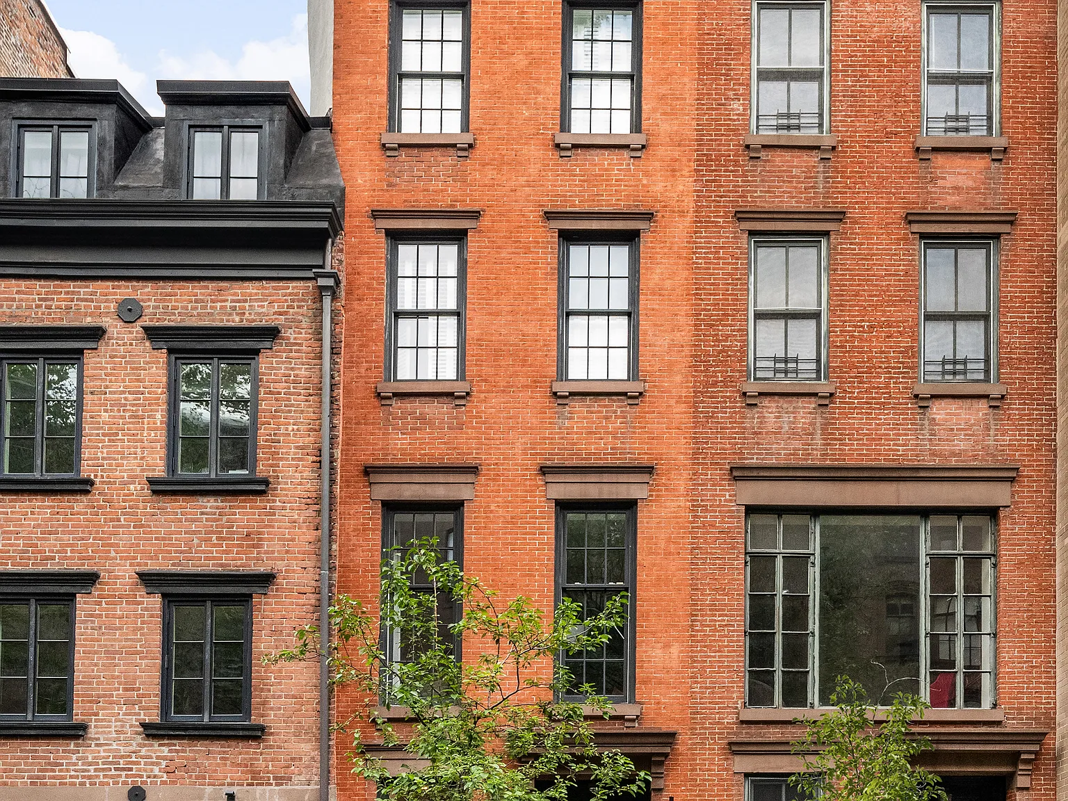 43 West 12th Street — Photo 2