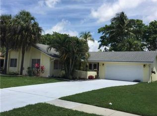 69 Vista Del Rio, Boynton Beach, FL 33426