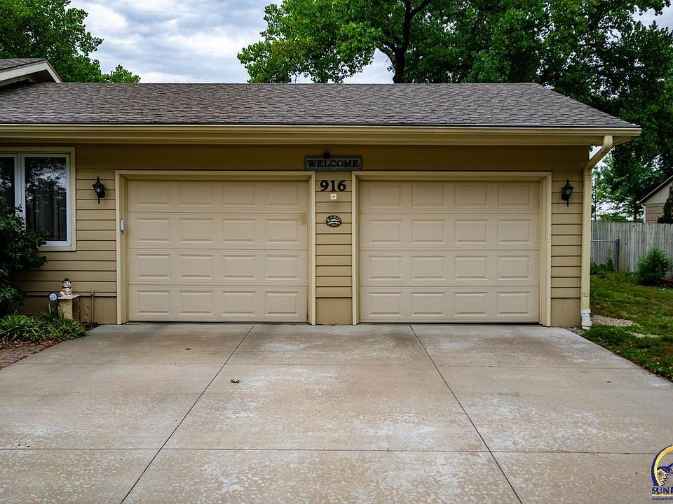 916 SE Croco Rd, Topeka, KS 66607 Zillow