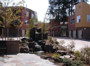 347 Rustic Pl APT 11, Eugene, OR 97401