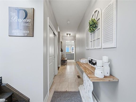5th image of 8 Myrtle St