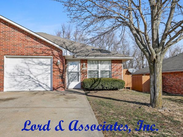 306B NE 7th St