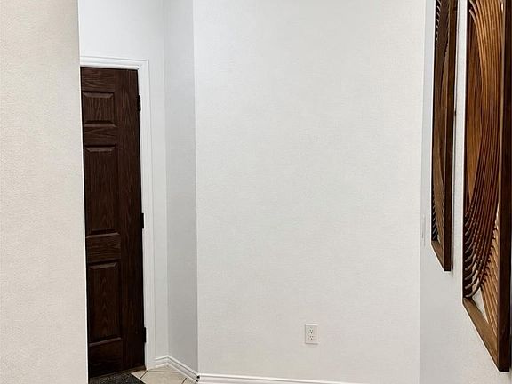 4th image of 6907 Kate Reed Dr