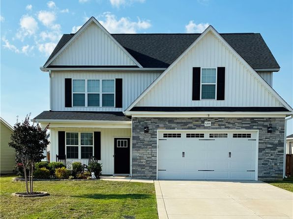 5355 Debut Ave, Hope Mills, NC