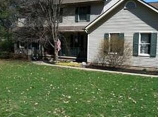 4693 Young Rd, Stow, OH 44224