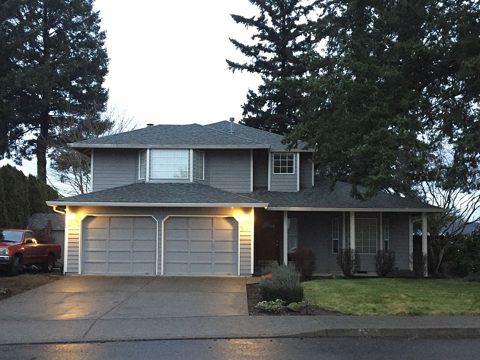 1st image of 513 NE Countryside Dr