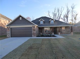 1414 Kelley Dr, Rogers, AR 72756