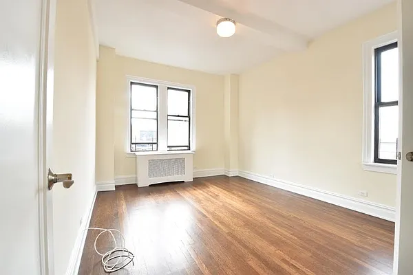 Rented by (Legacy) NY Quality Living Uptown | media 18