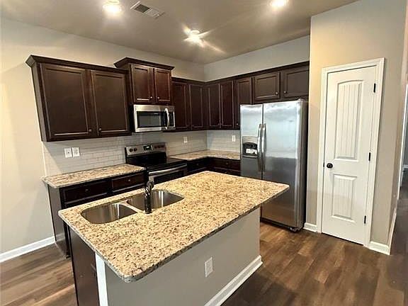 4th image of 4157 Shoals Ln