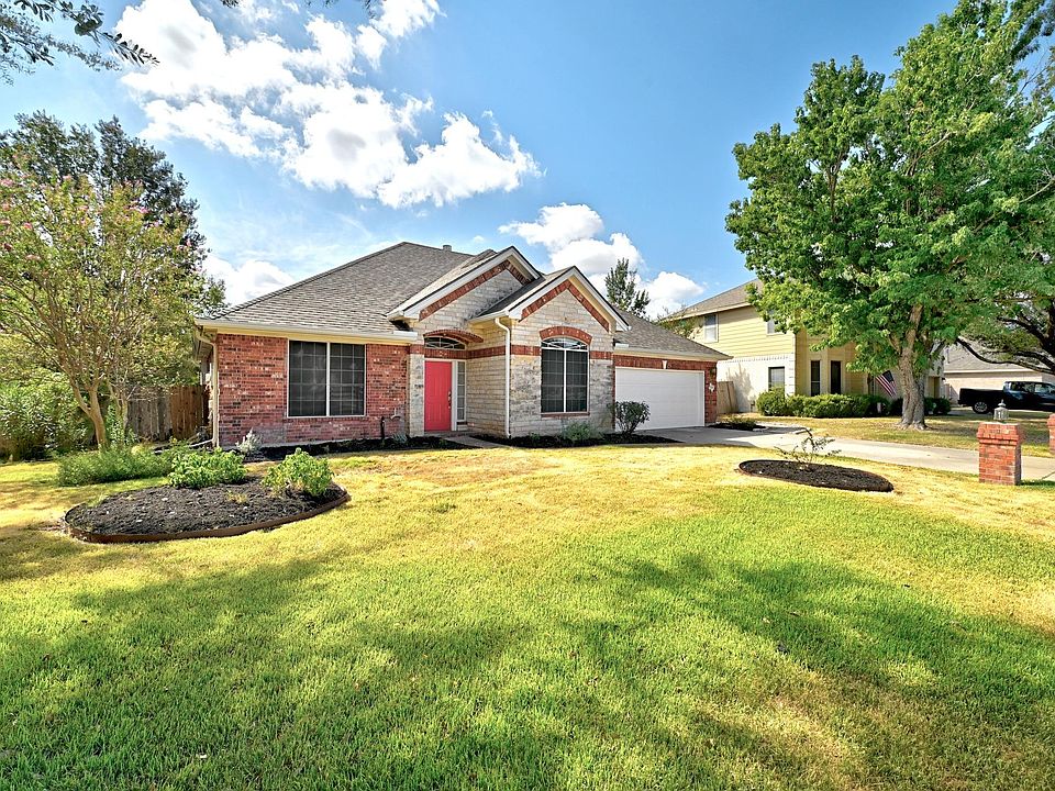 1st image of 124 Stonehedge Blvd