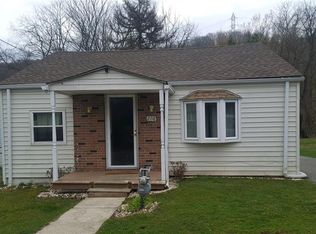 208 Hudson Ave, Oakdale, PA