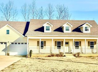 70 Spring Valley Dr, Danville, AL 35619