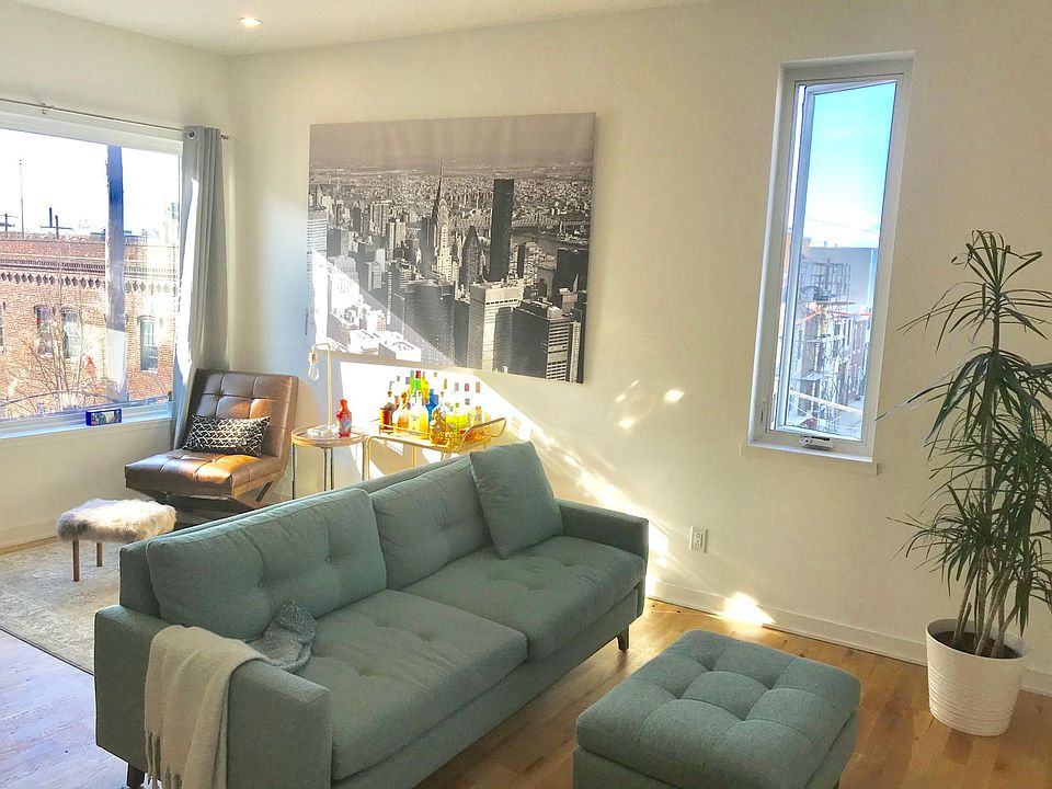 1st image of 1617 N Hope St APT 3A