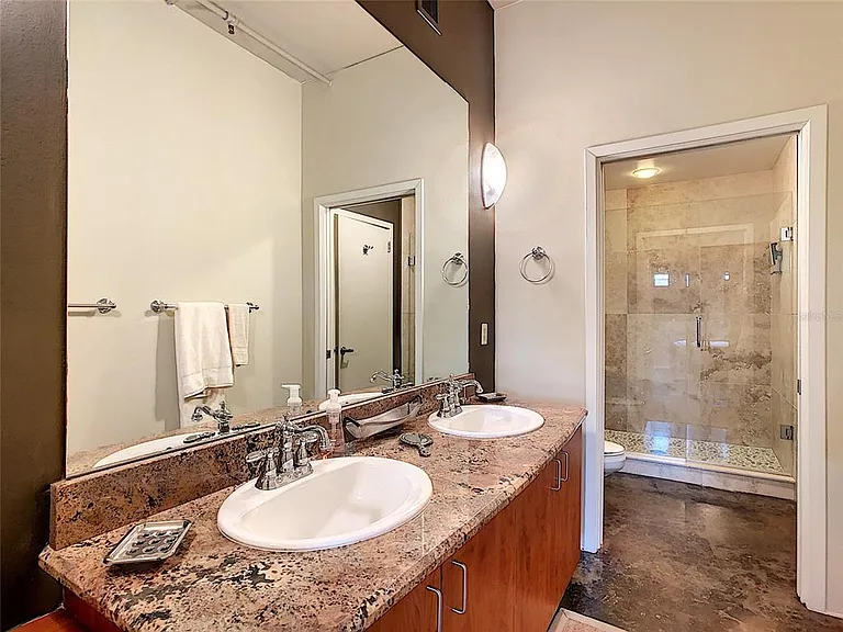 10 N Summerlin Ave #30 — Photo 65