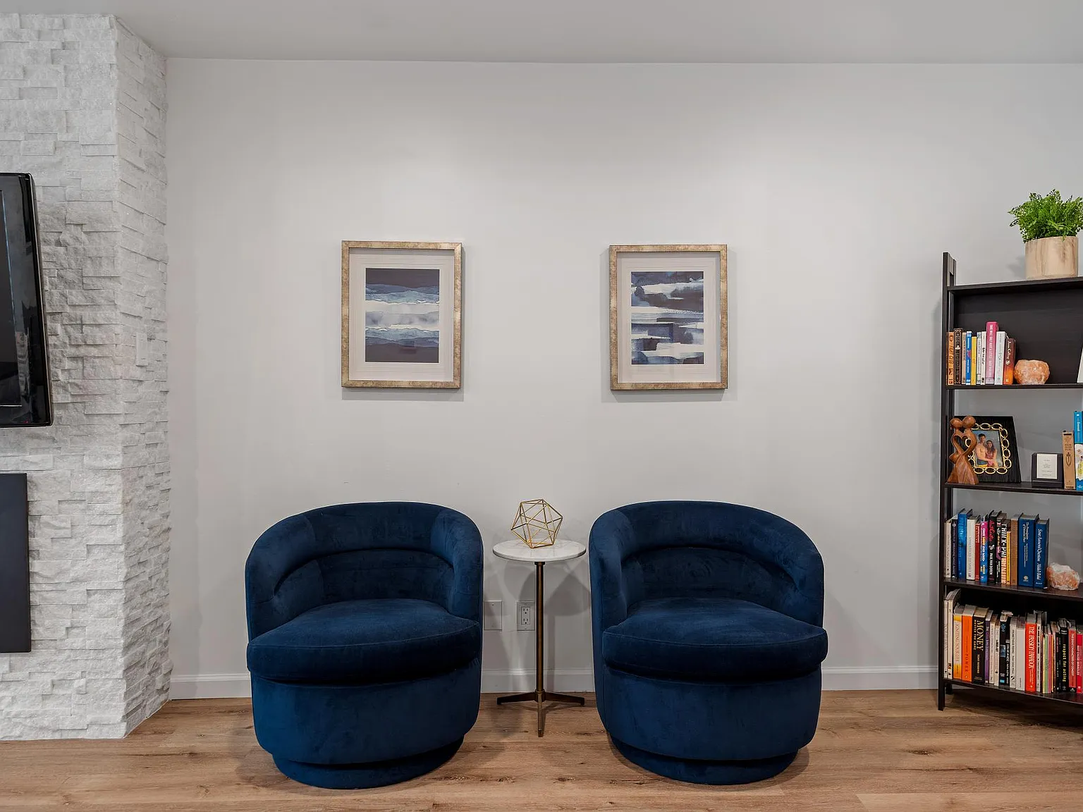 10209 Summertime Ln — Photo 3