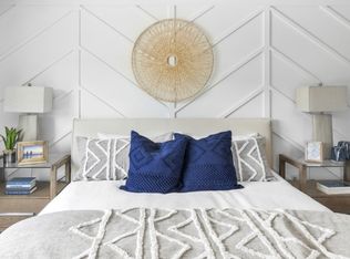 2 McCluskey Pl, Morris Plains, NJ 07950