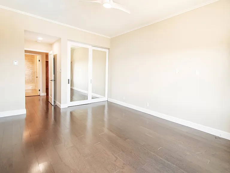 925 Corbett Ave #302 — Photo 29