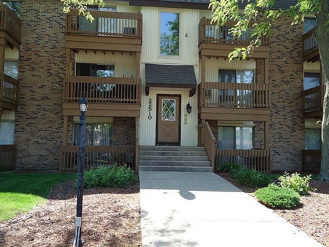 1st image of 22510 Jackson Ct APT 2E
